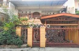 Ready to Use! Luxury House LT 247m2 Desain Modern di Rawamangun Ready to Use! Luxury House LT 247m2 Desain Modern di Rawamangun
