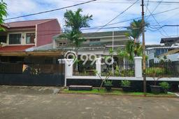 Jual Rumah Luas Elegan Dengan View Eksklusif di Jatiwaringin, Bekasi Jual Rumah Luas Elegan Dengan View Eksklusif di Jatiwaringin, Bekasi