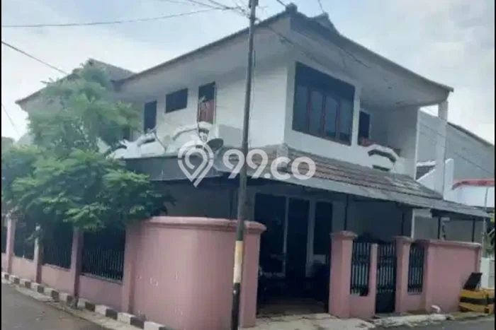 Jual Rumah Mewah Elegan Dengan View Eksklusif di Buaran, Jakarta Timur Jual Rumah Mewah Elegan Dengan View Eksklusif di Buaran, Jakarta Timur