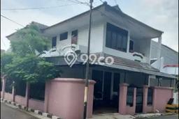 Jual Rumah Mewah Elegan Dengan View Eksklusif di Buaran, Jakarta Timur Jual Rumah Mewah Elegan Dengan View Eksklusif di Buaran, Jakarta Timur