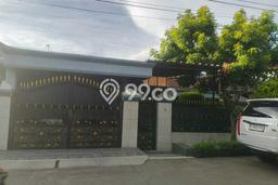 Ready to Use! Luxury House LT 300m2 Desain Modern di Pulogebang Ready to Use! Luxury House LT 300m2 Desain Modern di Pulogebang