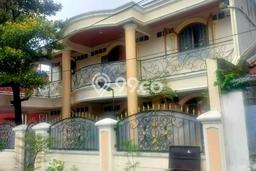 For Sale! Luxury House LT 235m2 Desain Elegan di Pondok Bambu For Sale! Luxury House LT 235m2 Desain Elegan di Pondok Bambu