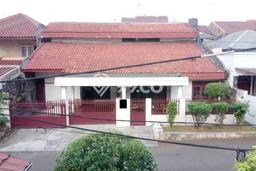 Dijual Rumah Premium dengan Fasilitas Sekitar Komplit di Duren Sawit, Jakarta Timur Dijual Rumah Premium dengan Fasilitas Sekitar Komplit di Duren Sawit, Jakarta Timur