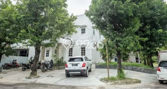 Gudang Strategis Kawasan , Luas 119m2m², Area Komersial, Akses Bekasi, Bekasi Gudang Strategis Kawasan , Luas 119m2m², Area Komersial, Akses Bekasi, Bekasi