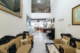 Rumah Mewah LB 180m2 Siap Pakai Desain Elegan di Bintaro, Tangerang Selatan Rumah Mewah LB 180m2 Siap Pakai Desain Elegan di Bintaro, Tangerang Selatan