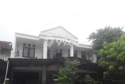 Rumah Luxury Modern Tanpa Renovasi di Bintaro Jakarta Selatan Rumah Luxury Modern Tanpa Renovasi di Bintaro Jakarta Selatan