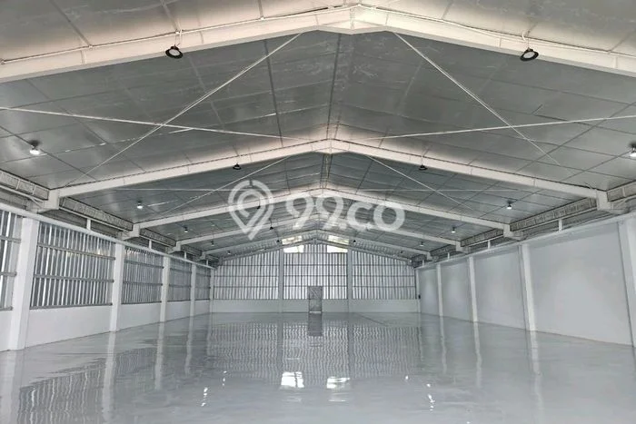 SEWA TERJANGKAU! Gudang di Gading Serpong, Luas 665m2m², Lokasi Komersial SEWA TERJANGKAU! Gudang di Gading Serpong, Luas 665m2m², Lokasi Komersial