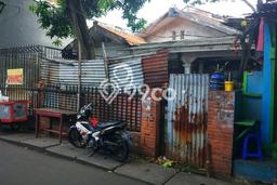 Dijual Tanah Area Prospektif Kawasan , Luas 215m2m², Akses Jakarta Selatan, Jakarta Selatan Dijual Tanah Area Prospektif Kawasan , Luas 215m2m², Akses Jakarta Selatan, Jakarta Selatan