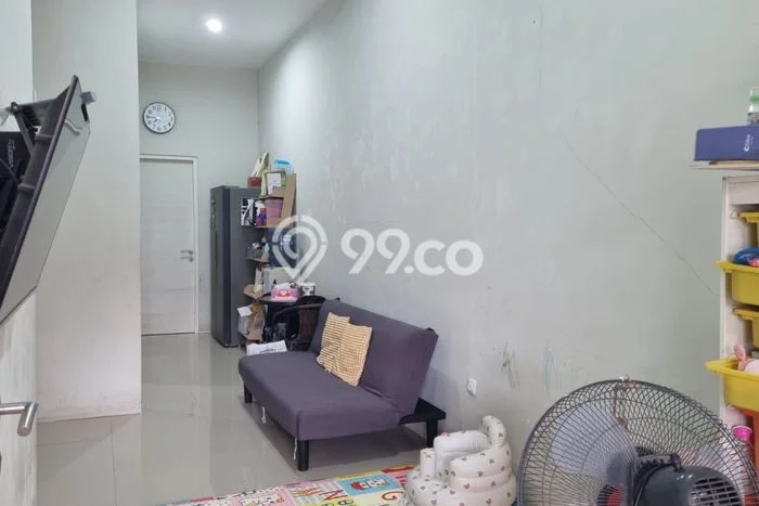 Dijual Rumah 2 Kamar Lokasi Ideal Nyaman dan Strategis di Rungkut Dijual Rumah 2 Kamar Lokasi Ideal Nyaman dan Strategis di Rungkut