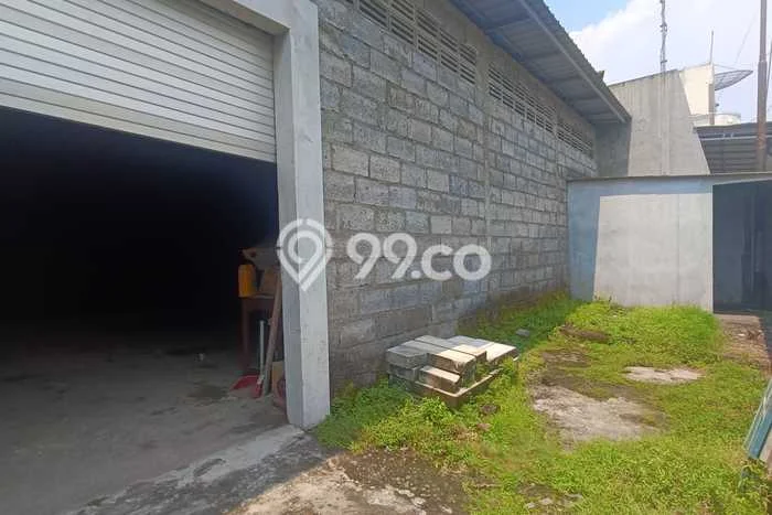 Unit Gudang disewakan di Tambaksari Surabaya dengan LT 270m2 / LB 225m2 Unit Gudang disewakan di Tambaksari Surabaya dengan LT 270m2 / LB 225m2