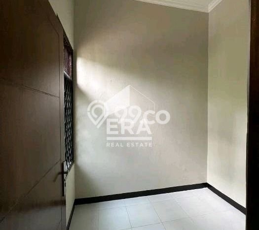 Rumah Modern Minimalis 3 KT Bisa Langsung Pindah di Duren Sawit Rumah Modern Minimalis 3 KT Bisa Langsung Pindah di Duren Sawit