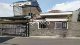 Jual Rumah Favorit Siap Huni LB 300m2 di Duren Sawit, Jakarta Timur Jual Rumah Favorit Siap Huni LB 300m2 di Duren Sawit, Jakarta Timur