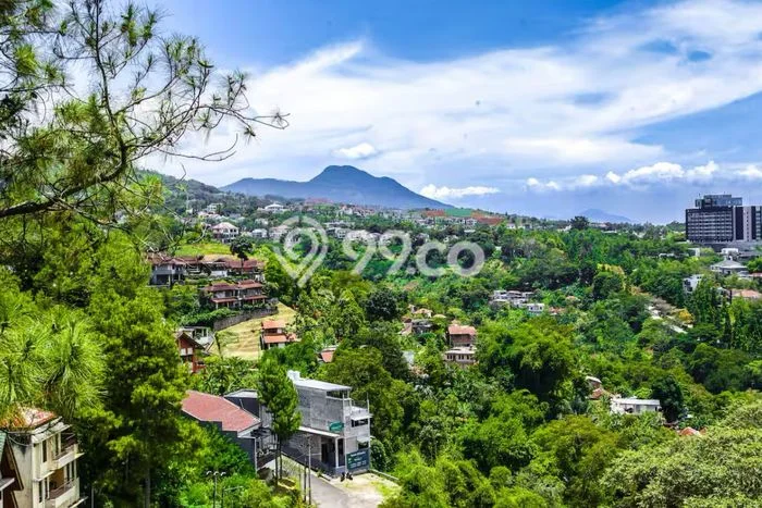 PELUANG INVESTASI! Vila di , Luas 400m2m², Prospek Menjanjikan PELUANG INVESTASI! Vila di , Luas 400m2m², Prospek Menjanjikan