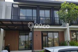 Disewakan! Rumah 3 Kamar Tidur &
2 Kamar Mandi di Kota Baru Parahyangan, Bandung Disewakan! Rumah 3 Kamar Tidur &
2 Kamar Mandi di Kota Baru Parahyangan, Bandung