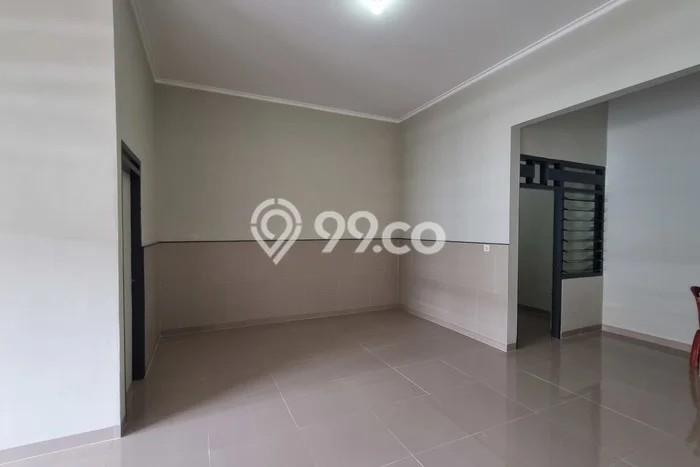 Dijual Cepat Rumah Bagus Siap Huni LB 100m2 di Babakan Ciparay, Bandung Dijual Cepat Rumah Bagus Siap Huni LB 100m2 di Babakan Ciparay, Bandung