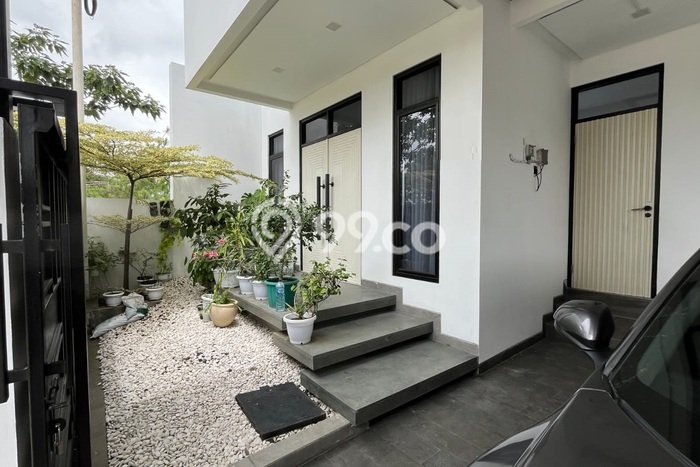 Dijual Hunian Rumah Terawat 4 Kamar di Ciwaruga, Bandung Dijual Hunian Rumah Terawat 4 Kamar di Ciwaruga, Bandung