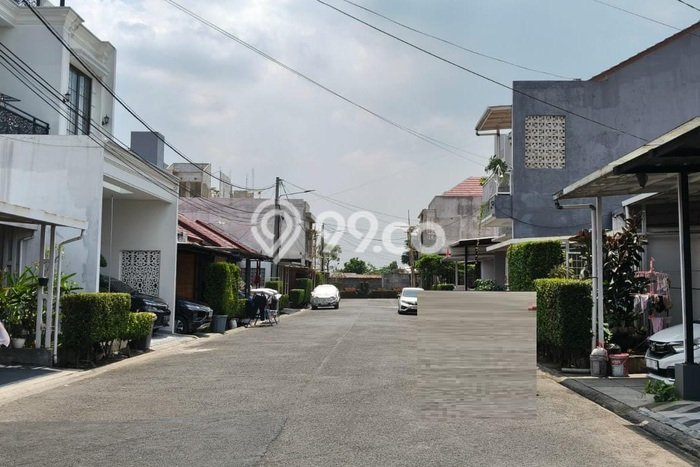 For Sale Rumah 2 Kamar Lokasi Ideal Bagus dan Strategis di Antapani For Sale Rumah 2 Kamar Lokasi Ideal Bagus dan Strategis di Antapani