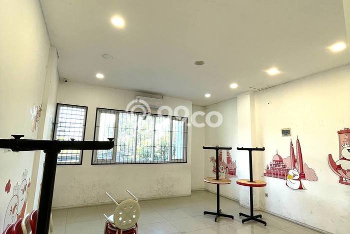 Disewakan Ruko di Kawasan Ramai Buah Batu Luas 177m2 Disewakan Ruko di Kawasan Ramai Buah Batu Luas 177m2