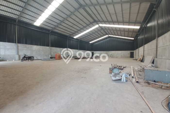 Gudang Dijual di Margaasih LT 1248m2, LB 705m2 untuk Investasi Gudang Dijual di Margaasih LT 1248m2, LB 705m2 untuk Investasi