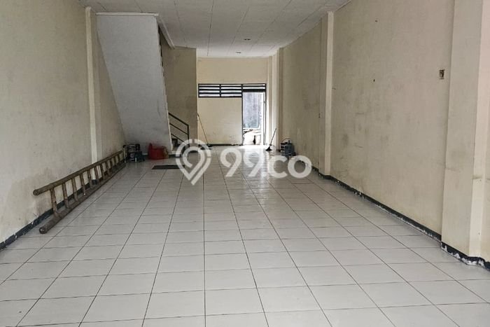 Unit Ruko Dijual di Jakarta Barat LT 79m2 & LB 216m2 Unit Ruko Dijual di Jakarta Barat LT 79m2 & LB 216m2