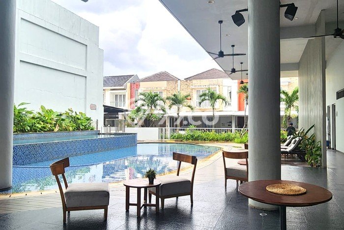 Rumah Mewah Dijual LT 135m2 di Ciputat, Tangerang Selatan Rumah Mewah Dijual LT 135m2 di Ciputat, Tangerang Selatan