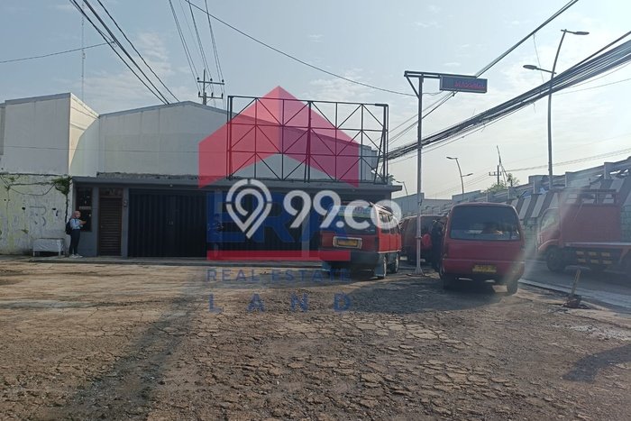 Ruko disewakan di Blimbing Malang dengan luas bangunan 36m2 Ruko disewakan di Blimbing Malang dengan luas bangunan 36m2