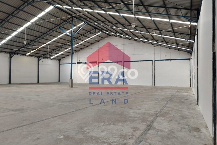 Gudang di Pakis, Luas 1080m2m², Area Komersial, For Rent Gudang di Pakis, Luas 1080m2m², Area Komersial, For Rent