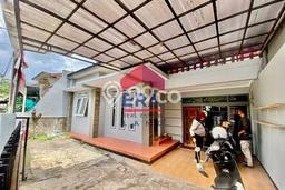 RECOMMENDED! Rumah di , 2 KT, Lokasi Strategis, LT 160m2m² Bangunan 160m2m² RECOMMENDED! Rumah di , 2 KT, Lokasi Strategis, LT 160m2m² Bangunan 160m2m²