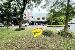 Jual Rumah Mewah Elegan Dengan View Eksklusif di Bintaro, Tangerang Selatan Jual Rumah Mewah Elegan Dengan View Eksklusif di Bintaro, Tangerang Selatan