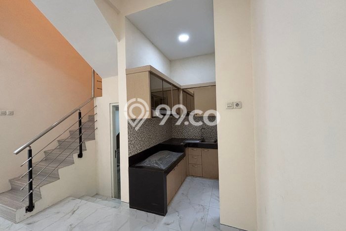 Rumah EXCLUSIVE area Mulyorejo, Surabaya, Luas 63m2m² Bangunan 97m2m² KESEMPATAN TERBATAS! Rumah EXCLUSIVE area Mulyorejo, Surabaya, Luas 63m2m² Bangunan 97m2m² KESEMPATAN TERBATAS!