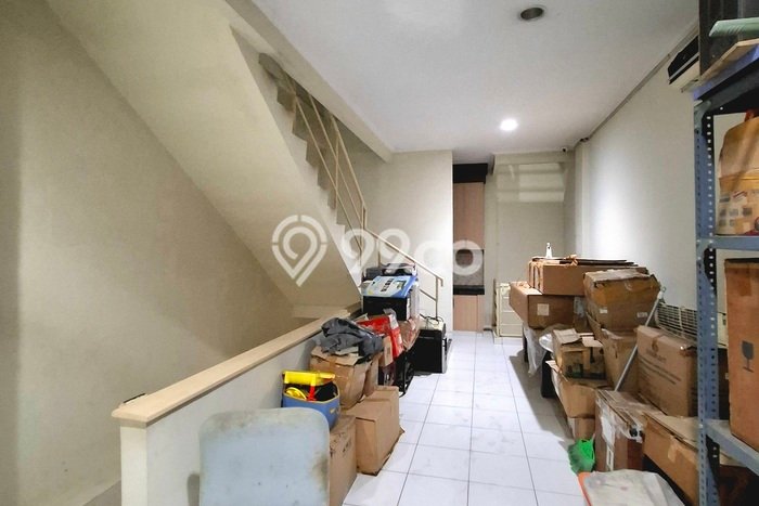 Ruko Dijual di Prime Area Jakarta Pusat Luas 240m2 Ruko Dijual di Prime Area Jakarta Pusat Luas 240m2