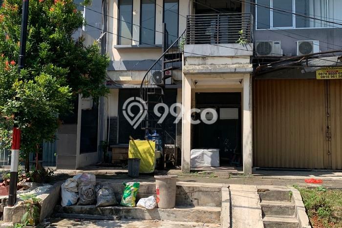Ruko Dijual di Jakarta Timur LT 76m2 & LB 150m2 Lokasi Terbaik! Ruko Dijual di Jakarta Timur LT 76m2 & LB 150m2 Lokasi Terbaik!