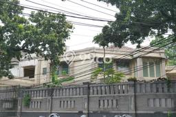 Hunian Eksklusif Siap Huni LT 655m2 di Kebayoran Baru, Jakarta Selatan Hunian Eksklusif Siap Huni LT 655m2 di Kebayoran Baru, Jakarta Selatan