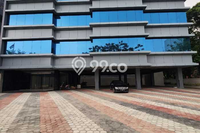 Unit Kantor Dijual di Jakarta Selatan LT 1000m2 & LB 2750m2 Unit Kantor Dijual di Jakarta Selatan LT 1000m2 & LB 2750m2
