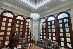 Jual Rumah Mewah Megah Dengan View Eksklusif di Pondok Indah, Jakarta Selatan Jual Rumah Mewah Megah Dengan View Eksklusif di Pondok Indah, Jakarta Selatan