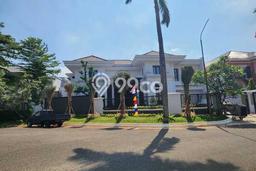 Dijual Rumah Luas Megah Dengan View Eksklusif di Pondok Indah, Jakarta Selatan Dijual Rumah Luas Megah Dengan View Eksklusif di Pondok Indah, Jakarta Selatan
