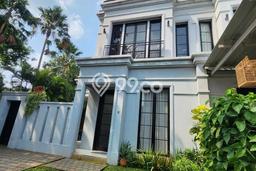 Rumah Luxury Modern Siap Huni di Kemang Jakarta Selatan Rumah Luxury Modern Siap Huni di Kemang Jakarta Selatan
