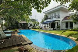 Dijual Rumah Premium dengan Fasilitas Sekitar Lengkap di Kebayoran Lama, Jakarta Selatan Dijual Rumah Premium dengan Fasilitas Sekitar Lengkap di Kebayoran Lama, Jakarta Selatan