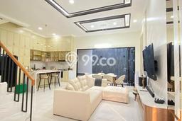 Rumah Strategis Sunter, Jakarta Utara, LT 120m² LB 240m² Rumah Strategis Sunter, Jakarta Utara, LT 120m² LB 240m²