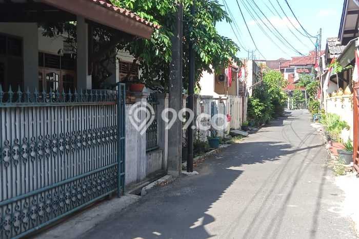 Rumah Modern Minimalis 4 Kamar Bisa Langsung Pindah di Cakung Rumah Modern Minimalis 4 Kamar Bisa Langsung Pindah di Cakung