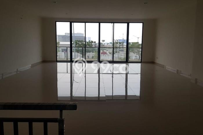 Untuk Dijual! Ruko di Pantai Indah Kapuk Jakarta Utara LT 144m2 / LB 432m2 Kawasan Strategis Untuk Dijual! Ruko di Pantai Indah Kapuk Jakarta Utara LT 144m2 / LB 432m2 Kawasan Strategis