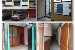 Ruko Bagus Dijual LB 262m2 Lokasi Strategis Jakarta Selatan Area Cocok untuk Bisnis Ruko Bagus Dijual LB 262m2 Lokasi Strategis Jakarta Selatan Area Cocok untuk Bisnis