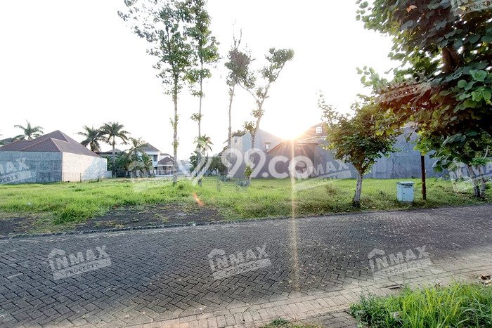 Tanah Kavling di Pakisaji Dijual dengan Luas 450m2 Tanah Kavling di Pakisaji Dijual dengan Luas 450m2