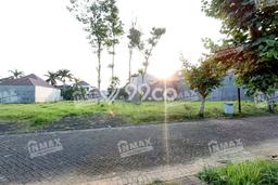 Tanah Kavling di Pakisaji Dijual dengan Luas 450m2 Tanah Kavling di Pakisaji Dijual dengan Luas 450m2
