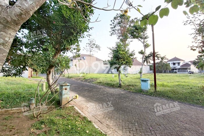 Tanah Kavling di Pakisaji Dijual dengan Luas 450m2 Tanah Kavling di Pakisaji Dijual dengan Luas 450m2