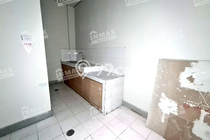 Ruko paling strategis disewakan di Blimbing Malang Ruko paling strategis disewakan di Blimbing Malang