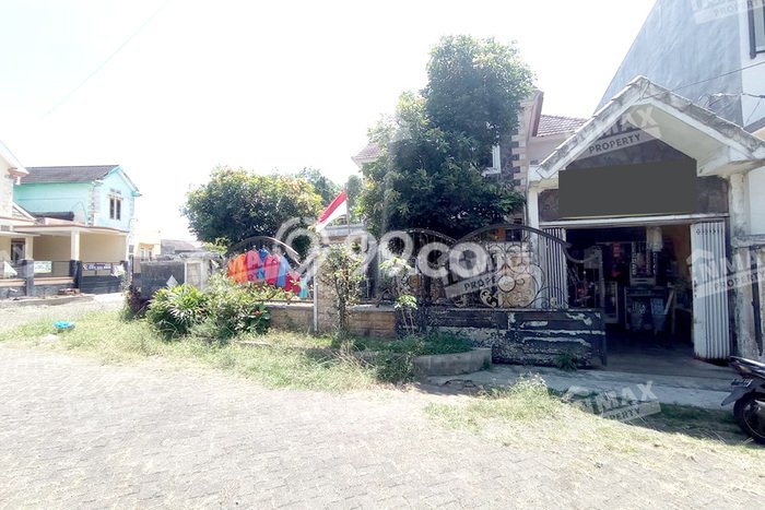 Hunian Cantik Minimalis Lb 175m2 di Dau, Malang Hunian Cantik Minimalis Lb 175m2 di Dau, Malang