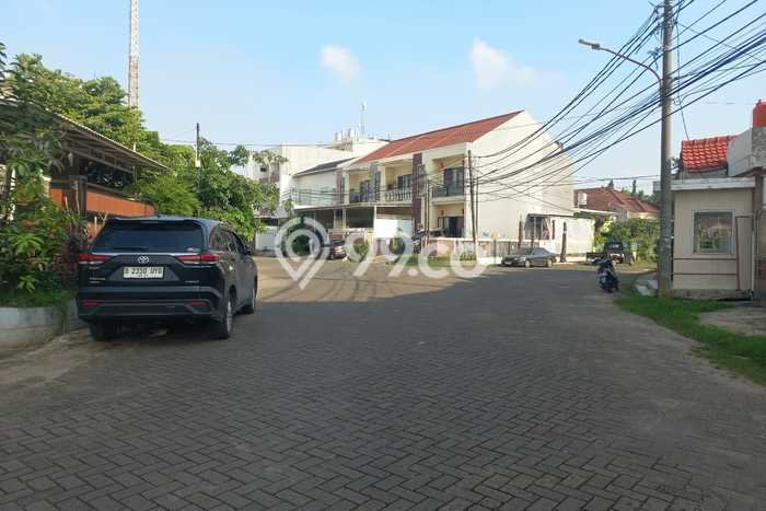 Jual Rumah Luas Megah Dengan View Cantik di Taman Surya, Jakarta Barat Jual Rumah Luas Megah Dengan View Cantik di Taman Surya, Jakarta Barat