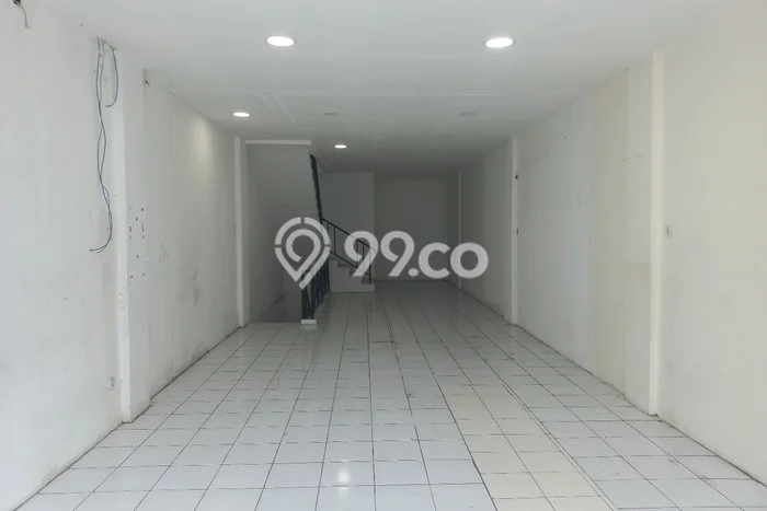 Ruko untuk Disewa di Pusat Tangerang Luas Bangunan 240m2 Ruko untuk Disewa di Pusat Tangerang Luas Bangunan 240m2