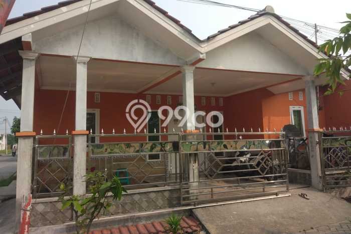 For Sale Rumah 4 Kamar Lokasi Strategis Nyaman dan Strategis di Cikupa For Sale Rumah 4 Kamar Lokasi Strategis Nyaman dan Strategis di Cikupa